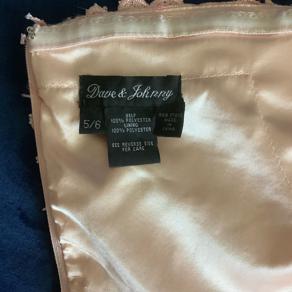 Dave & Johnny Shimmering Pink Formal 2PC Skirt Set with Pockets - Picture 8 of 13